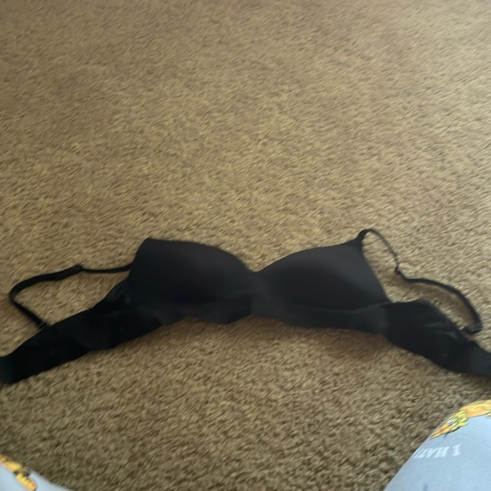 black bra from PINK 36A